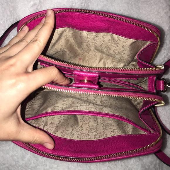 Hot Pink Michael Kors - Picture 5 of 8